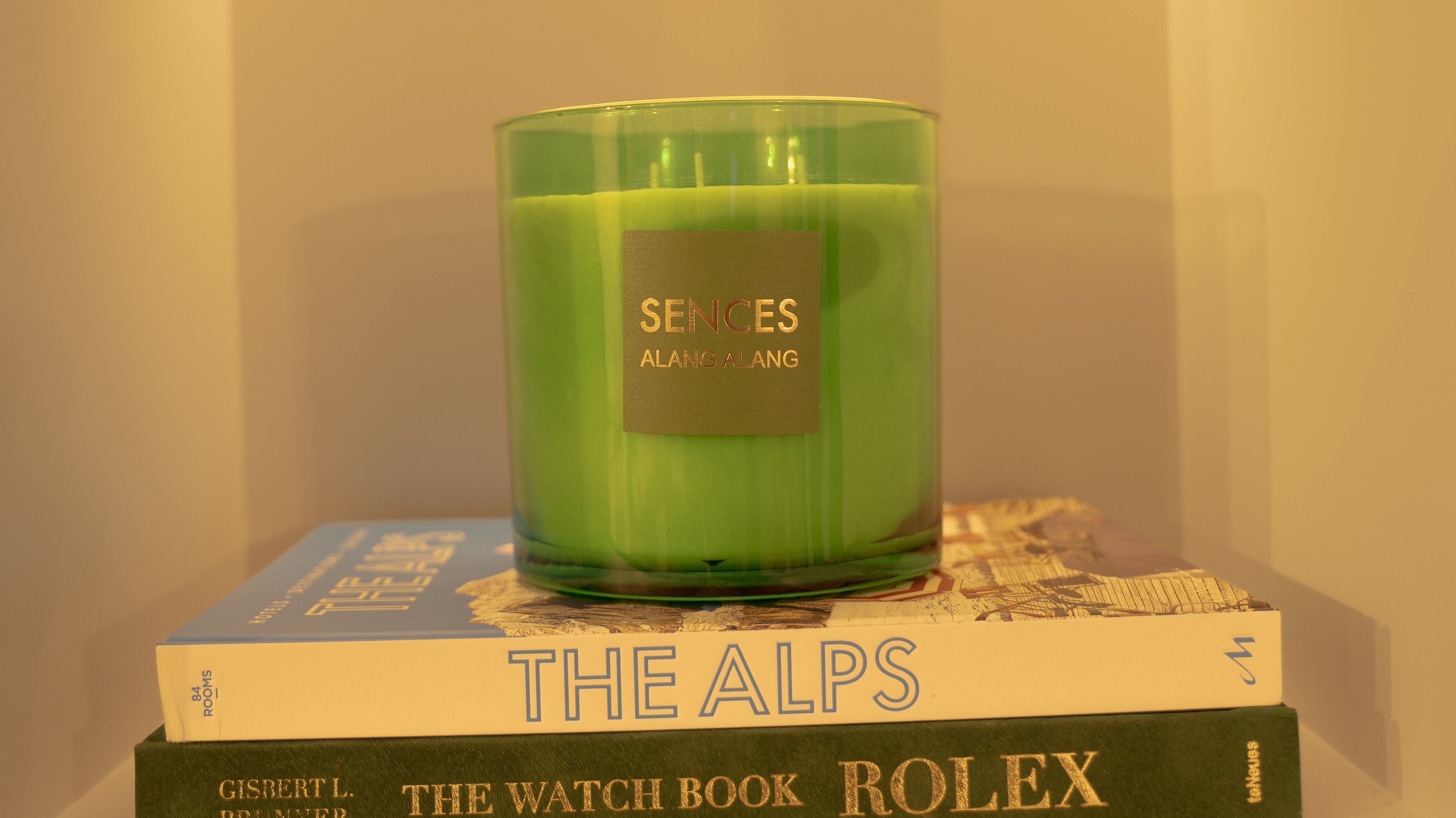 How to Choose the Right Candle for Your Home